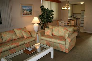 Kihei Maui Beach Vacation Club Living Room