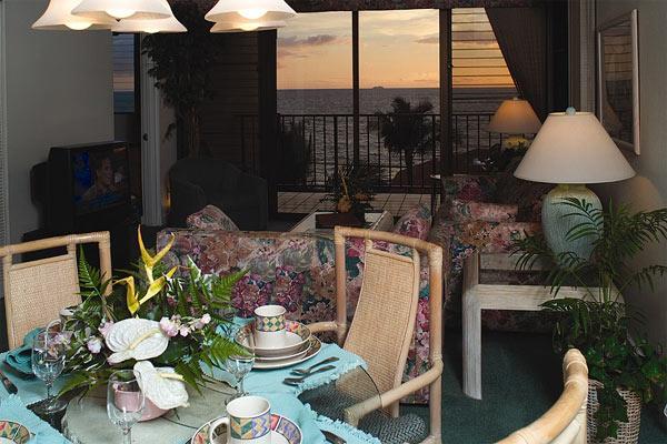 Kihei Maui Beach Vacation Club Living Dining Room
