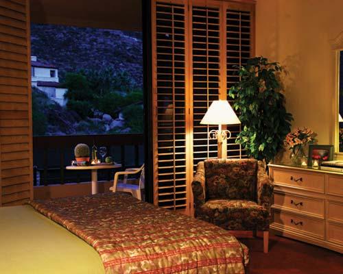 Palm Springs Tennis Club Resort Bedroom