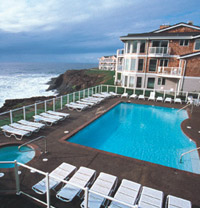Cliffside Outdoor Swimming Pool and Spa Area at Worldmark Resort Depoe Bay